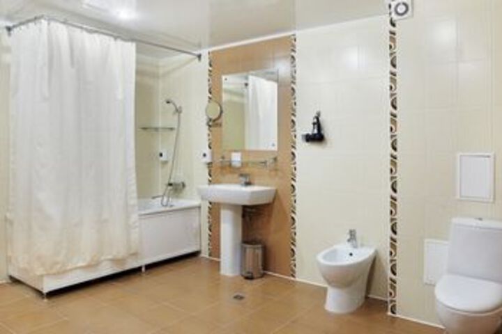 Room 3 of 45