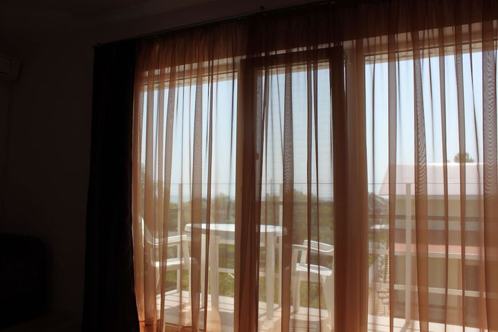 Room 2 of 57