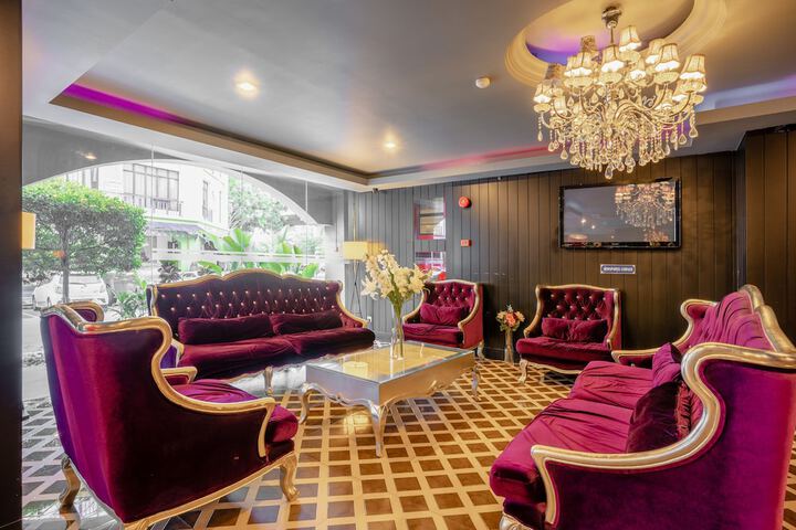Guest Lobby