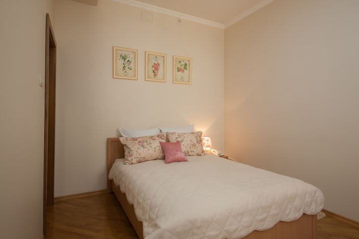 Room 53 of 58