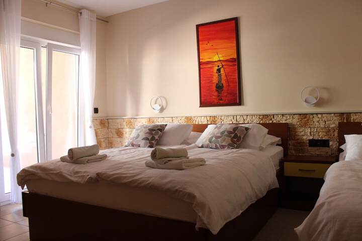 Room 26 of 74
