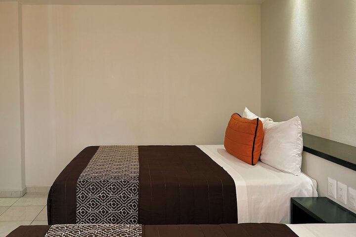 Room 44 of 87