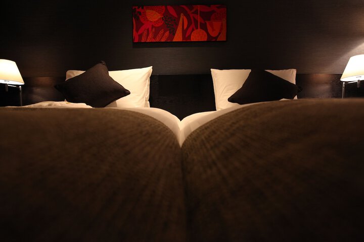 Room 17 of 120