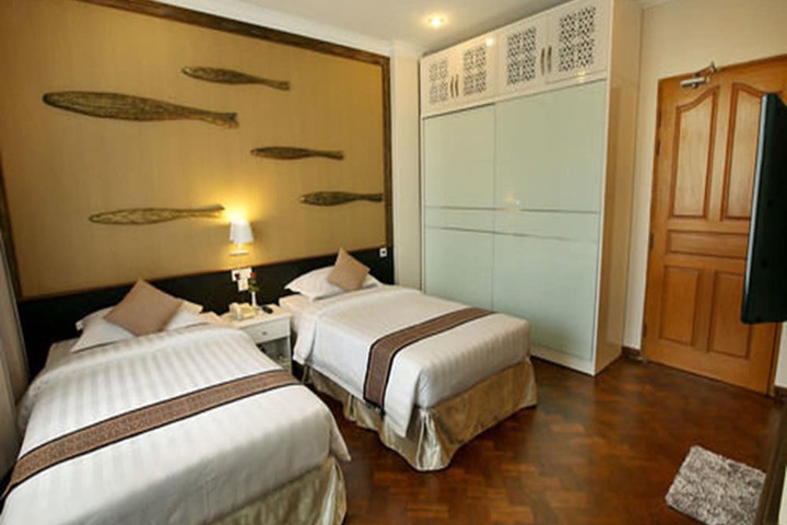 Room 20 of 64