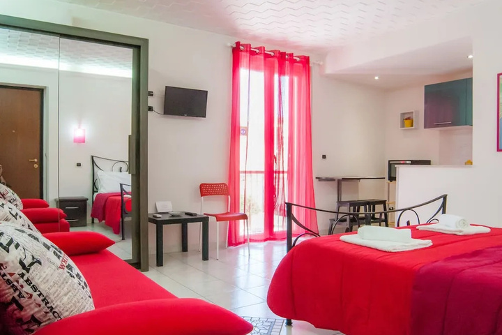 Room 2 of 15