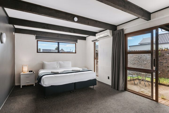 Room 13 of 63