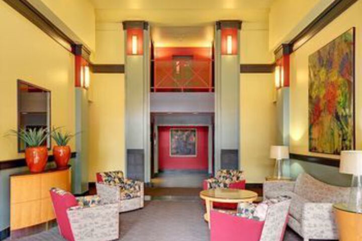 Belltown Court Emerald City Suite Apartment with Balcony in Seattle, WA