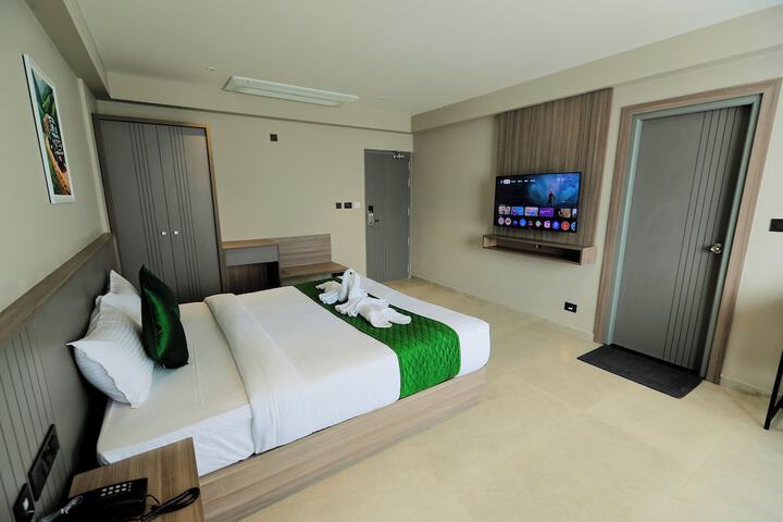 Room 21 of 40
