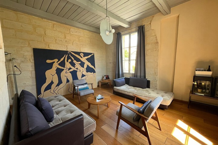 Room 90 of 209