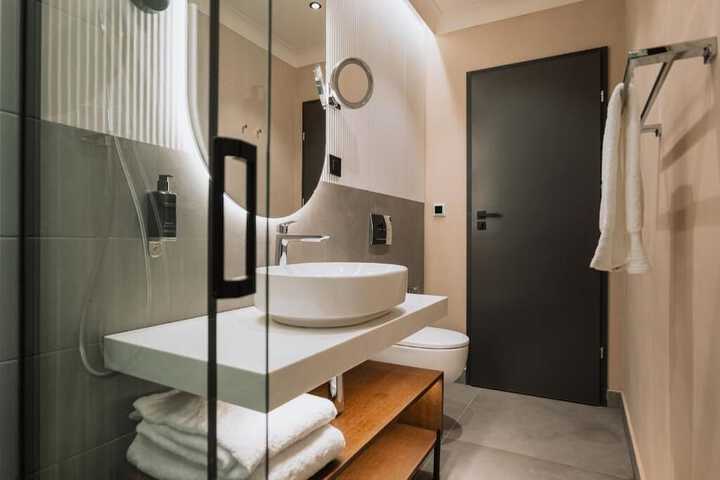 Room 47 of 55