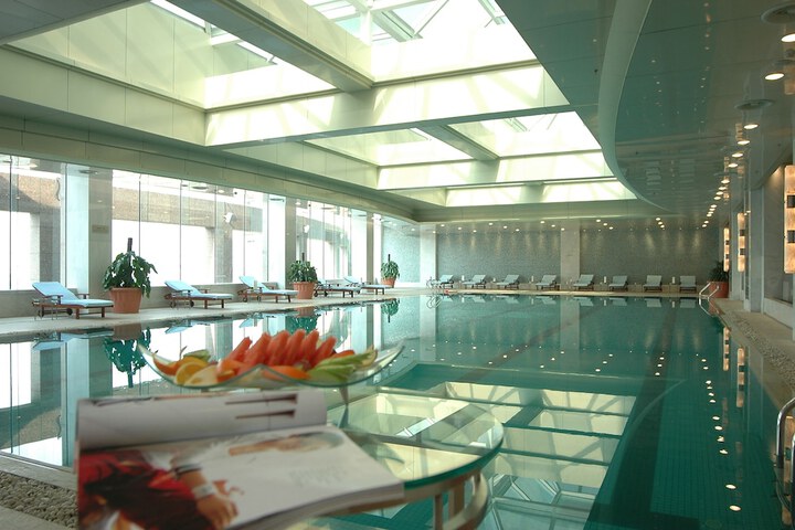 Hotel Pool