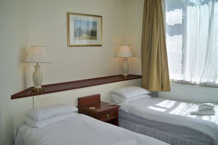 Room 2 of 15