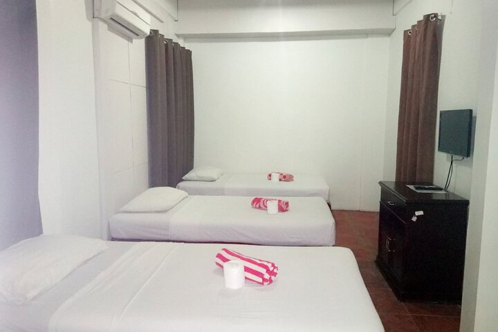 Room 5 of 37