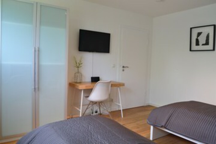 Room 84 of 177