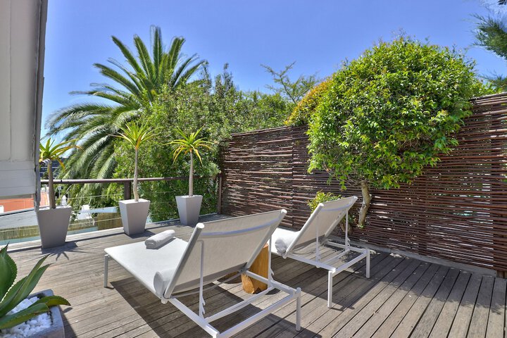 Terrace/Patio 50 of 51