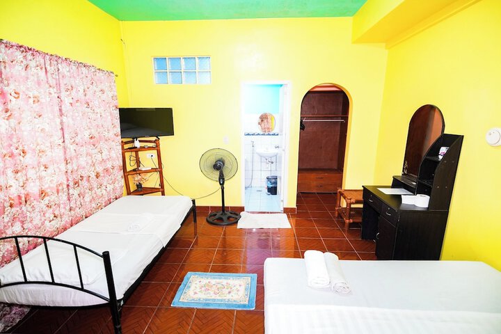 Room 25 of 65