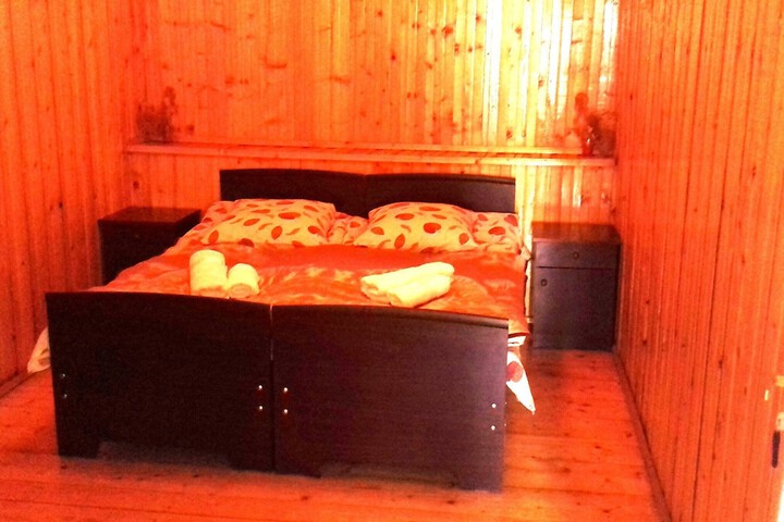 Room 5 of 15