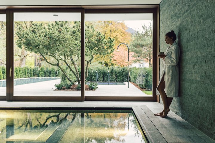 Pool 68 of 125