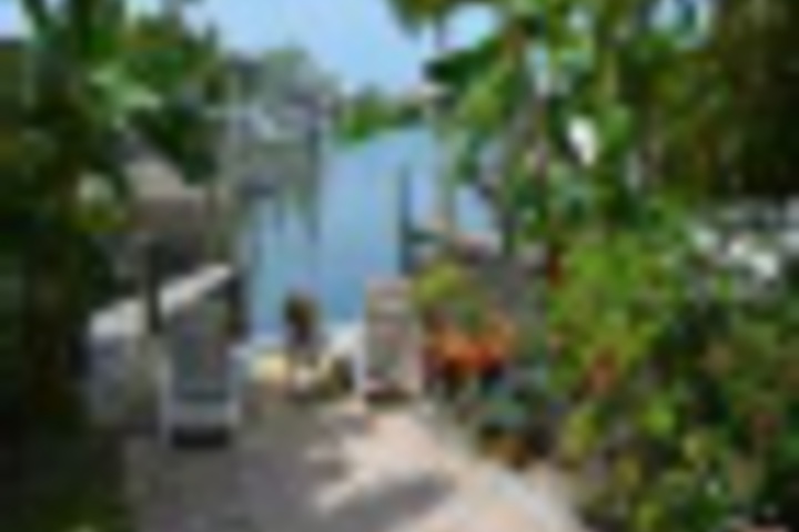 Hotel Exterior 3 of 576