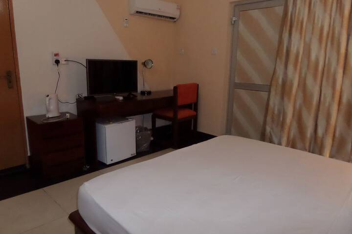 Room 21 of 47
