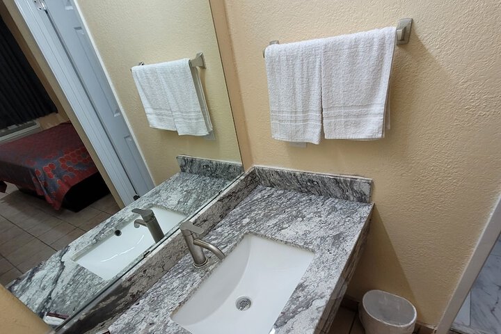 Room 12 of 17