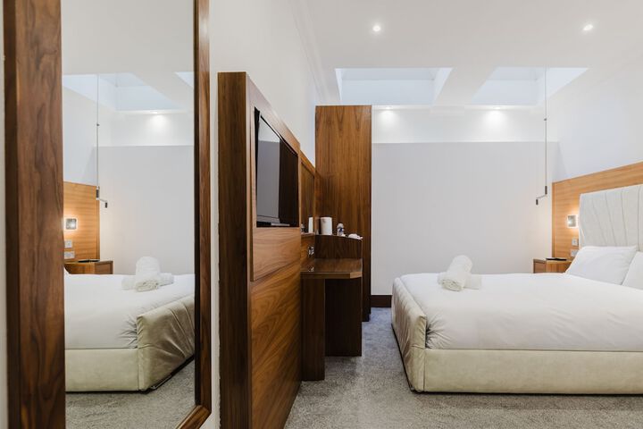 Room 40 of 125