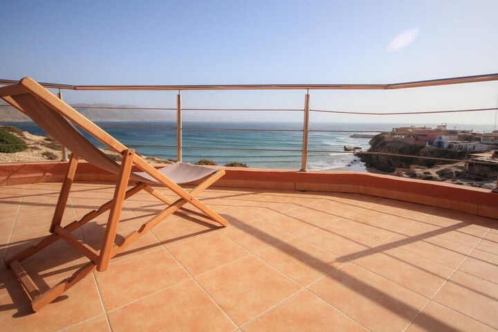 Sundeck 1 of 11