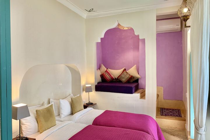 Room 12 of 70