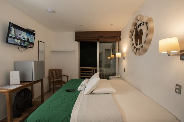 Room 44 of 93