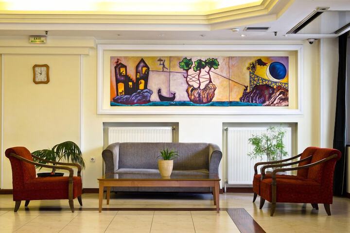 Hotel Lobby