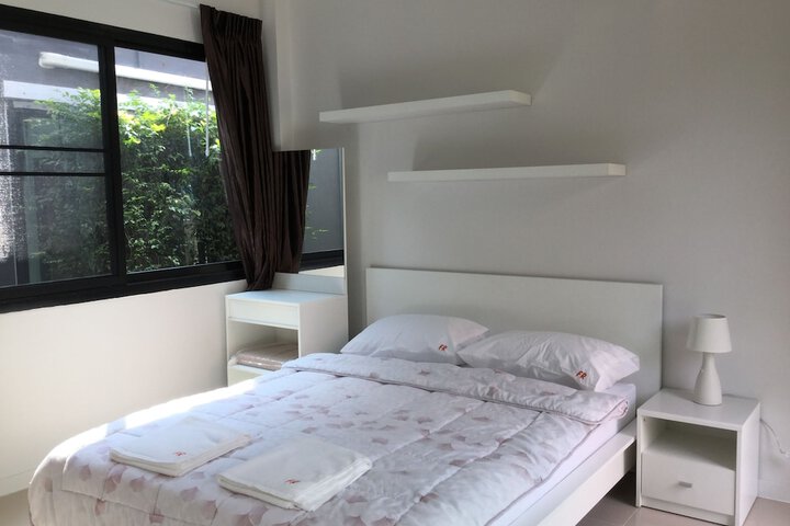 Room 4 of 54