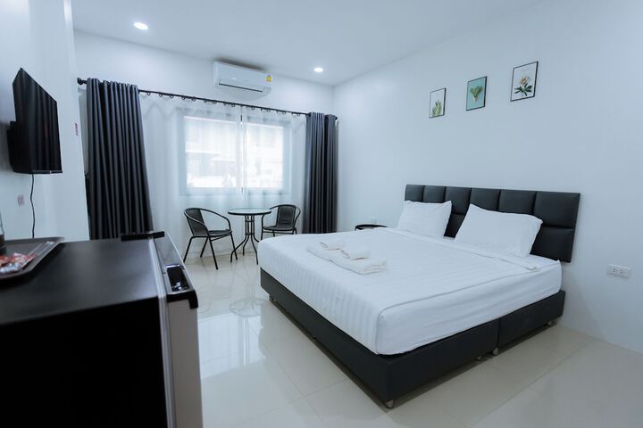 Room 15 of 23