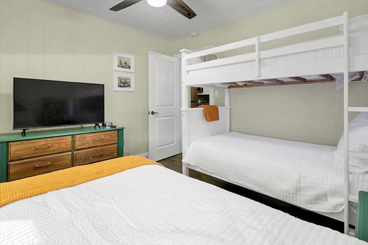 Room 5 of 67