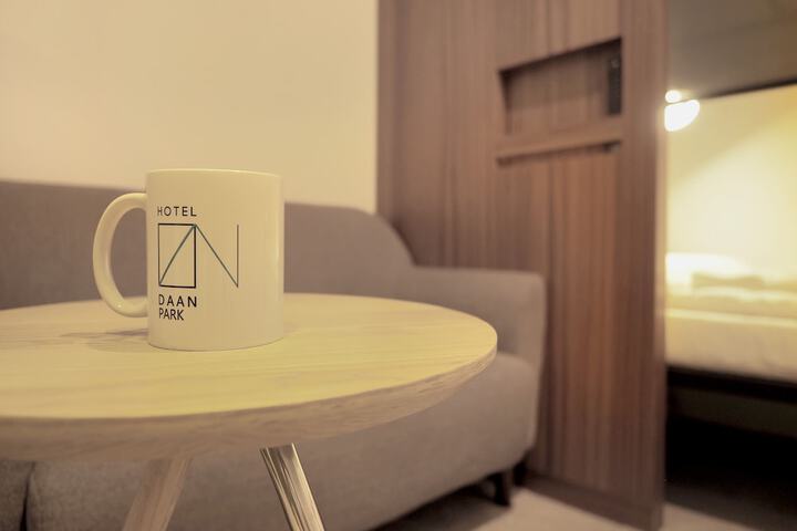 Room 7 of 44