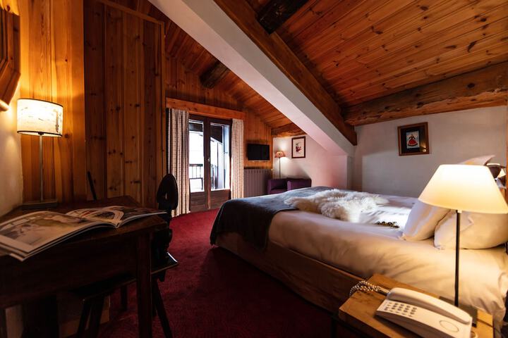 Room 25 of 64