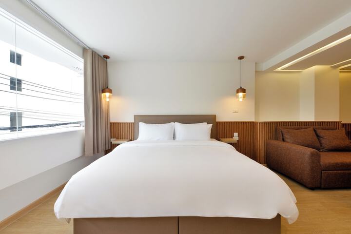 Room 16 of 49