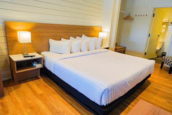 Standard | King Bed (39 of 46)