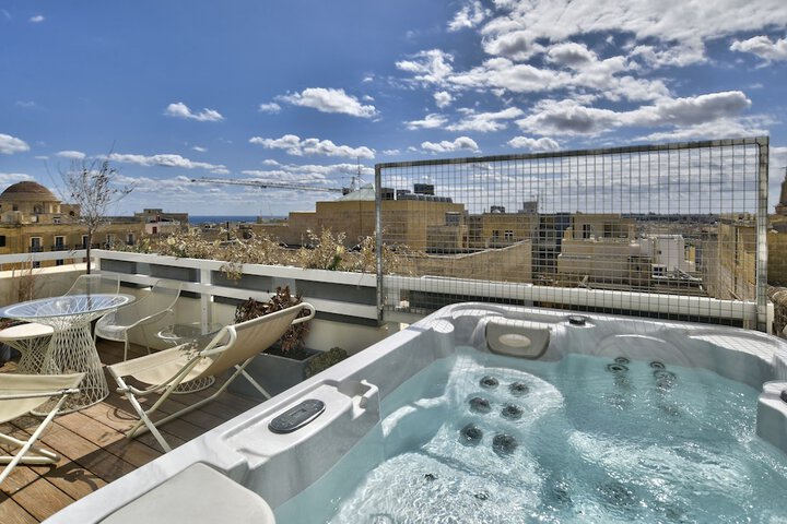 Terrace/Patio 7 of 10
