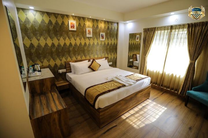 Room 20 of 32