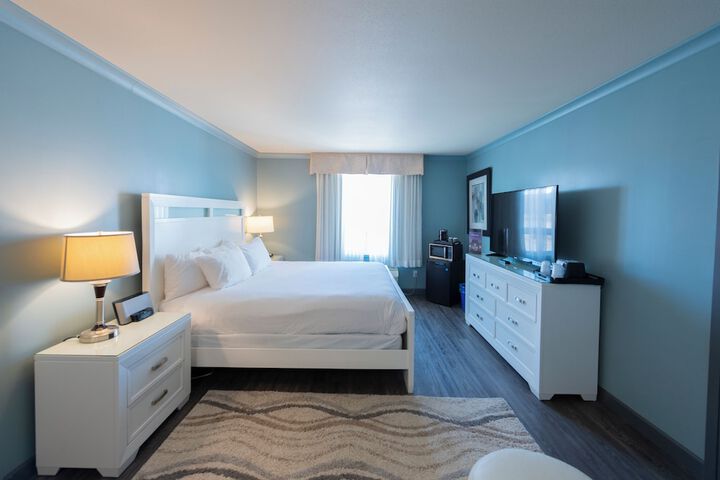 Room 16 of 108