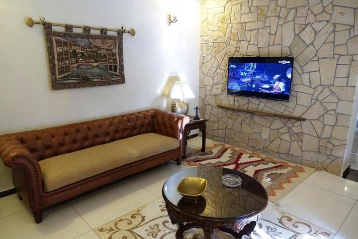 Hotel Interior 4 of 28