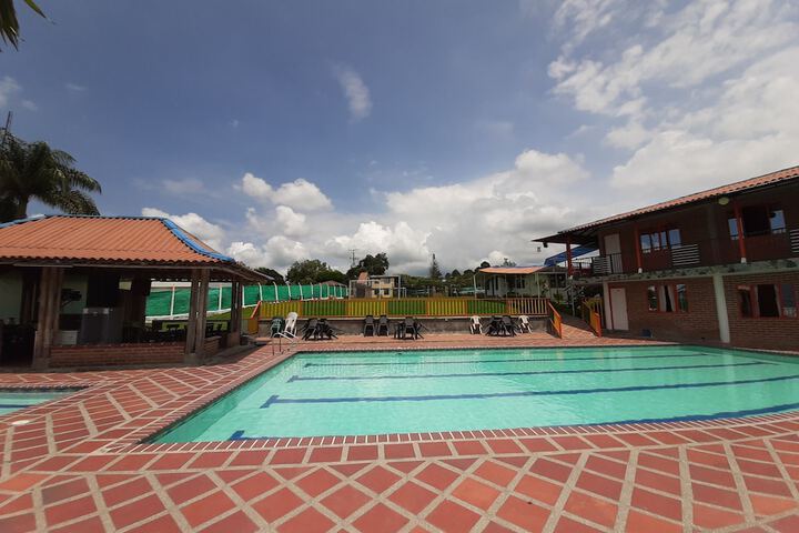 Pool 16 of 26