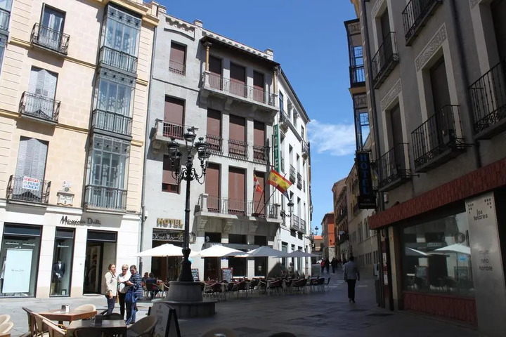 HOTEL REY NINO