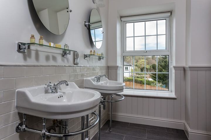Bathroom Interior Photo