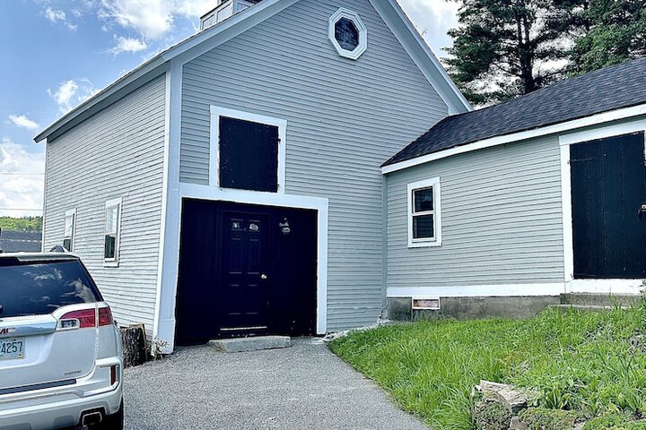 2BR Sunshine Town Condo