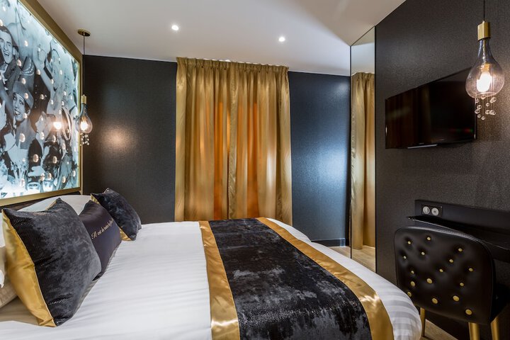 Room 10 of 83