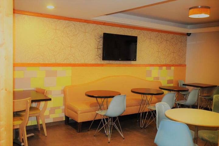 Photo 3