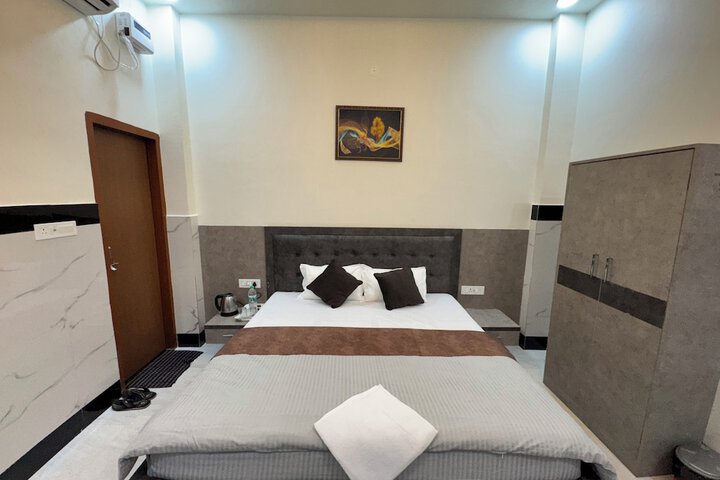 Room 19 of 57
