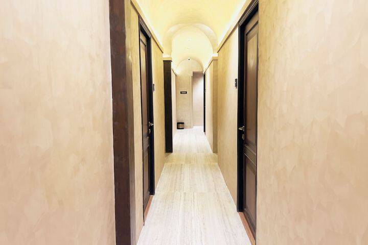 Hotel Interior 7 of 58
