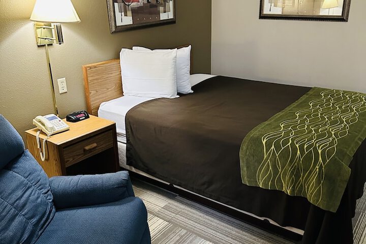 Room 3 of 21